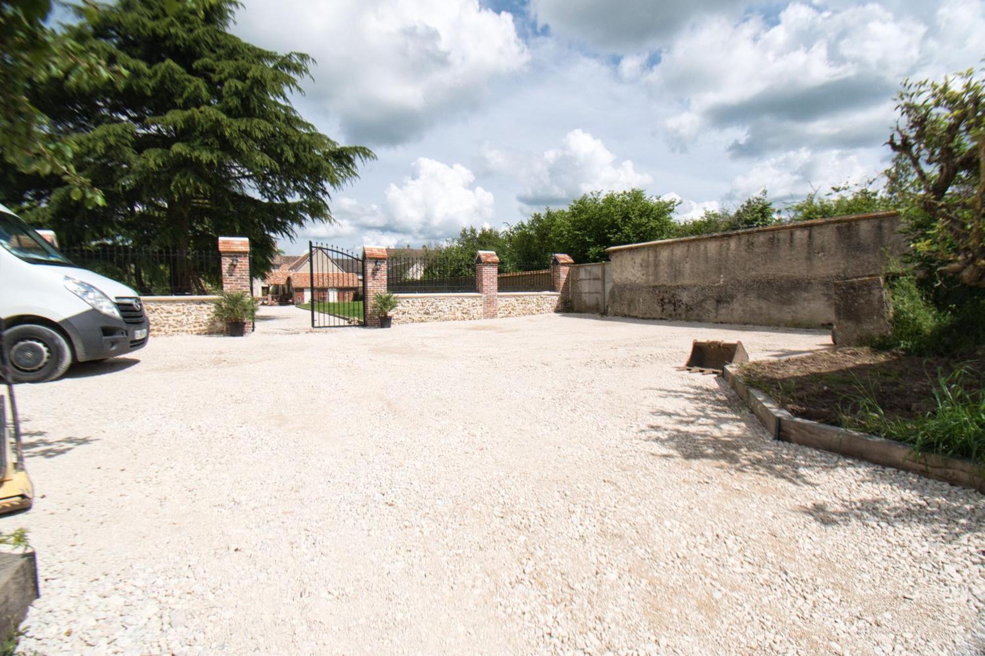 Le Relais Des Caleches - La Jungle Room Bu (Eure-et-Loir) Exterior photo